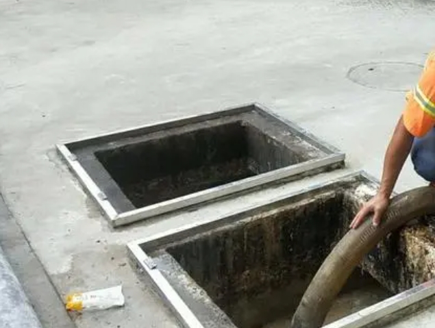 乐昌化粪池清理
